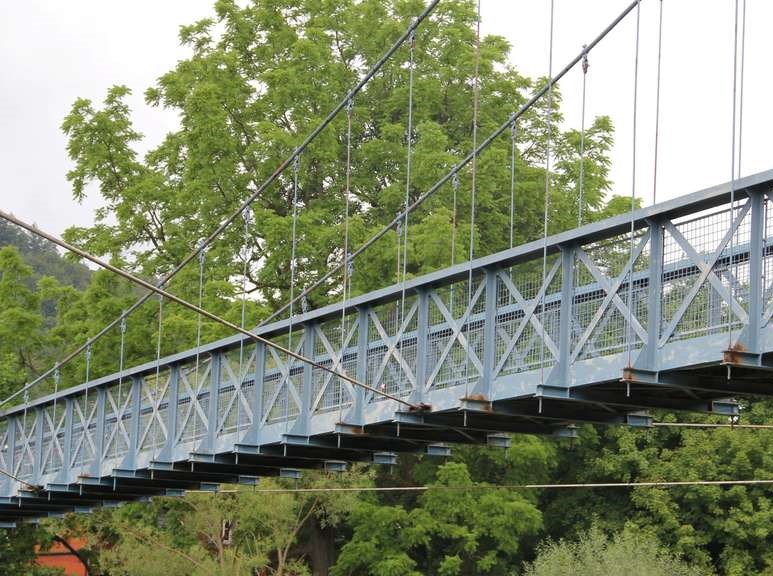 Umfrage der CDU zur Nutzung der gesperrten blauen Hängebrücke in Hann. Münden